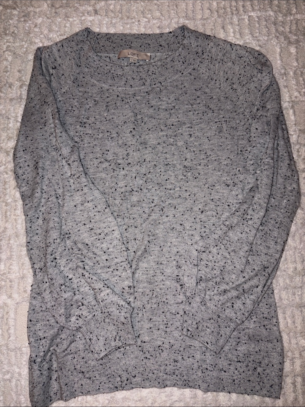 LOFT Men's Light Gray Speckled Crewneck Sweater